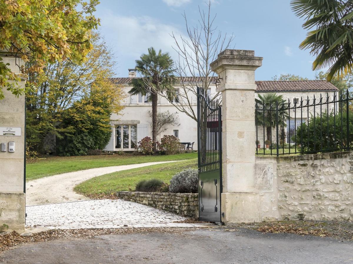 Le Logis De La Brumanderie - Saintes Fontcouverte  Exteriér fotografie