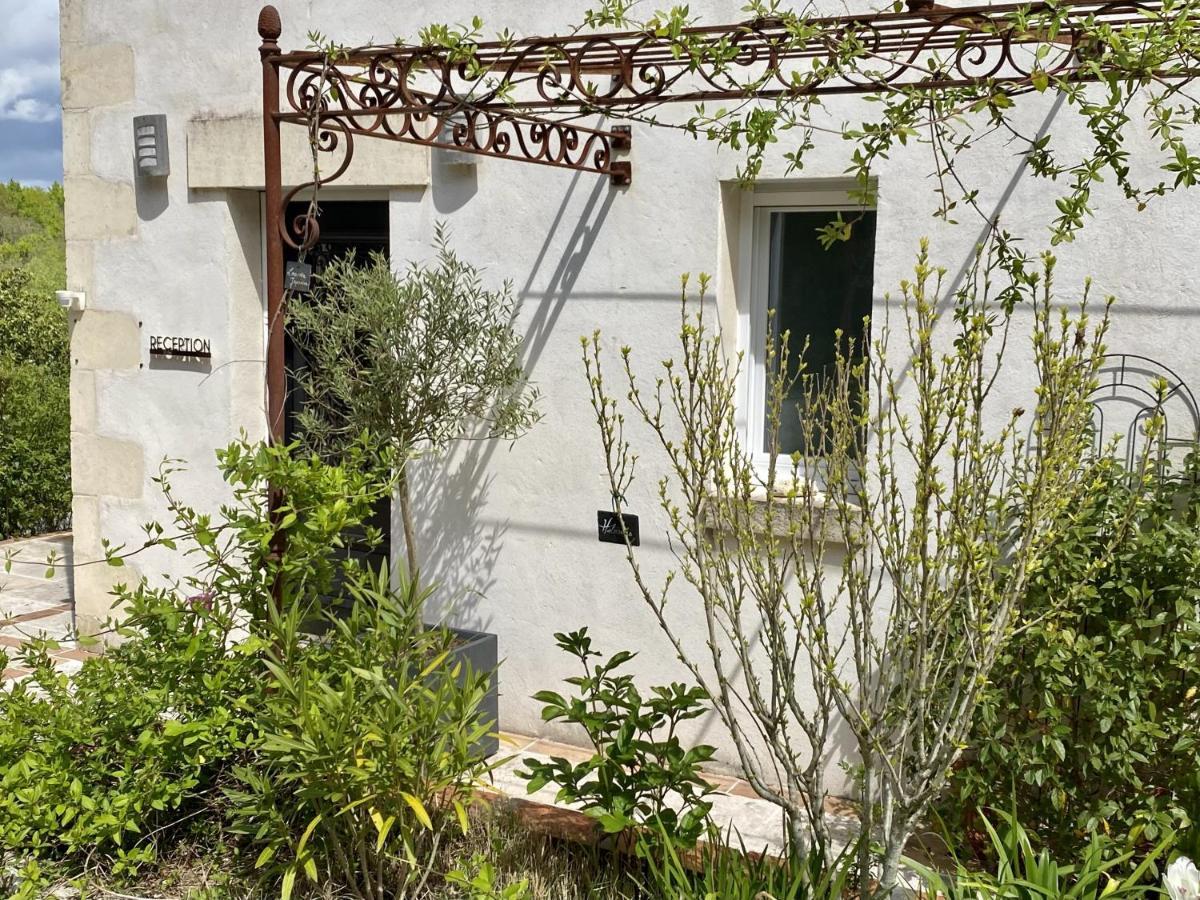 Le Logis De La Brumanderie - Saintes Fontcouverte  Exteriér fotografie